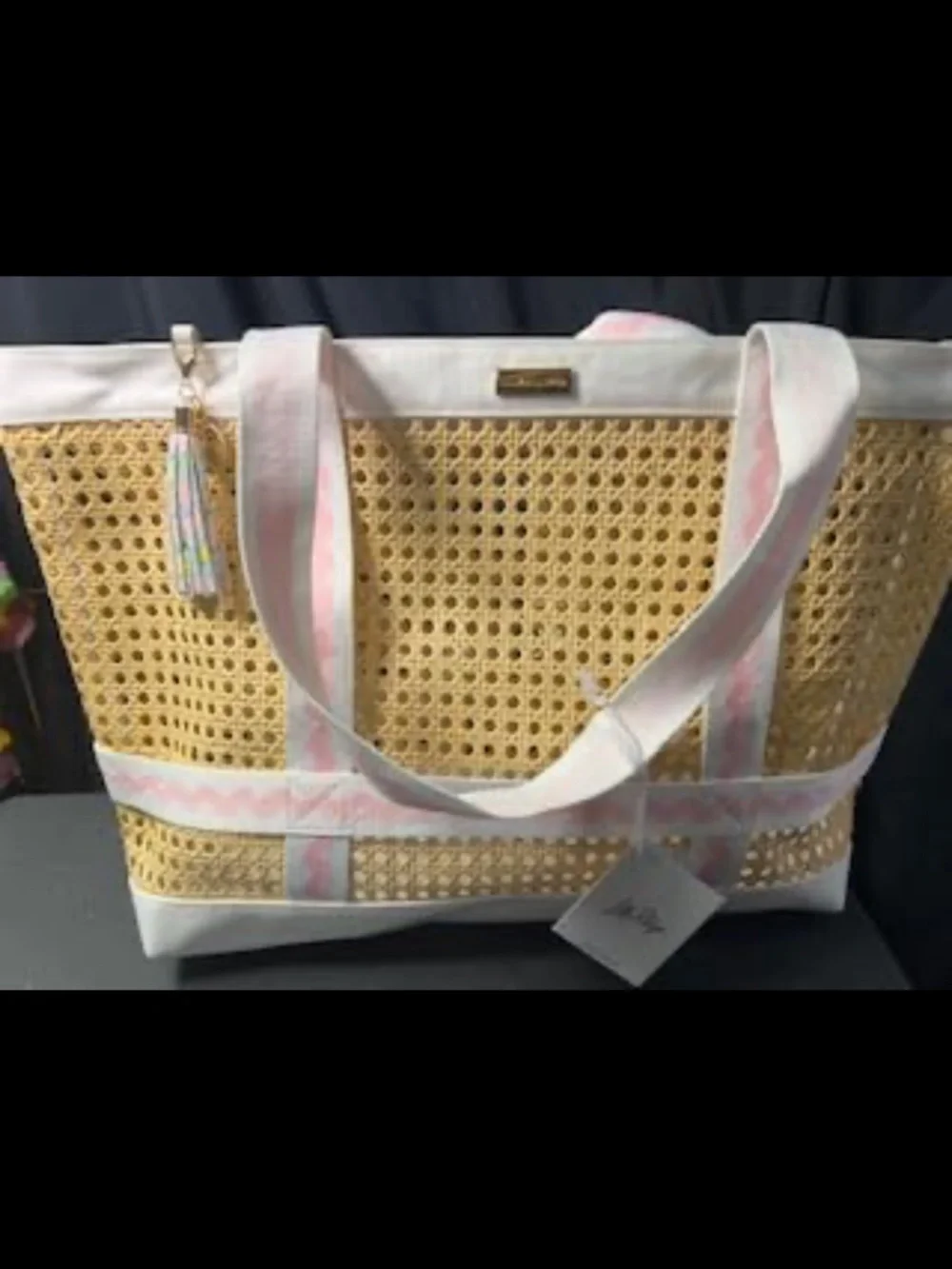 New Lilly Pulitzer Natural Woven Large Travel Tote with Pink & White Trim - Picture 12 of 13